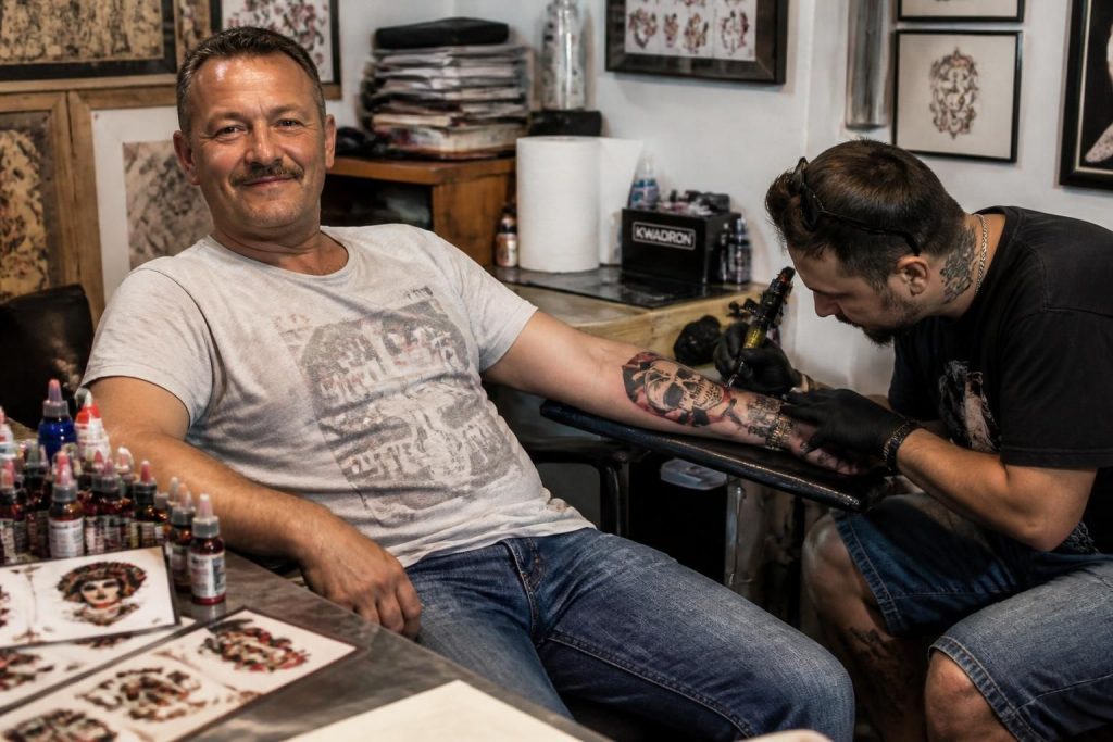 découvrez les secrets d'un tatouage de beauf réussi avec nos techniques éprouvées et inspirations originales pour un style unique et assumé.